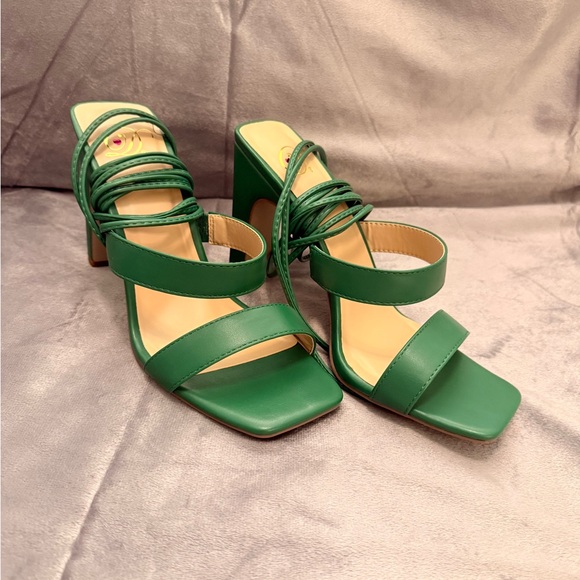 Heart in D Emerald Green Lace-Up Square Toe Heels/Sandals Size 9 - Picture 4 of 8